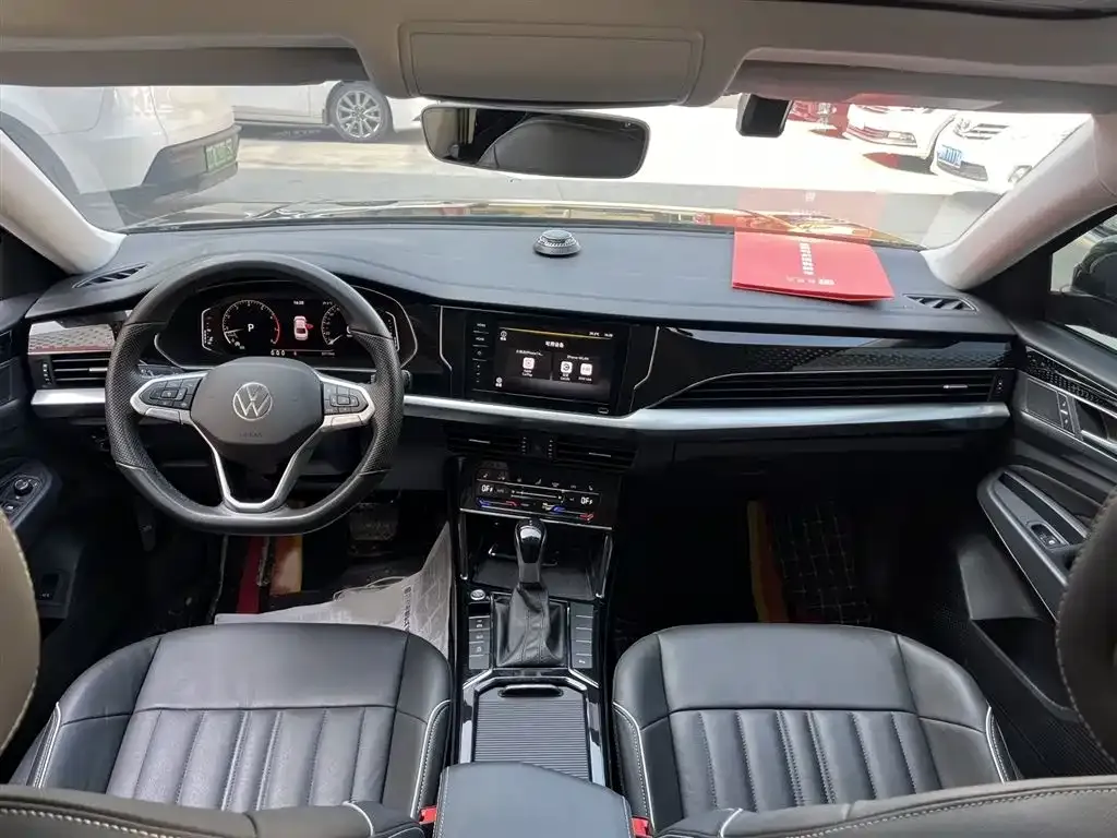 Volkswagen Passat — фото 10