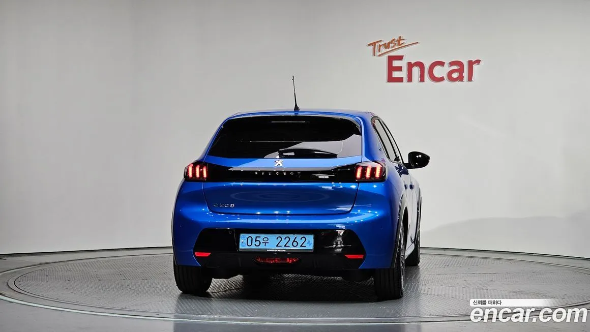 Peugeot 208 2022 из KR, фото 7