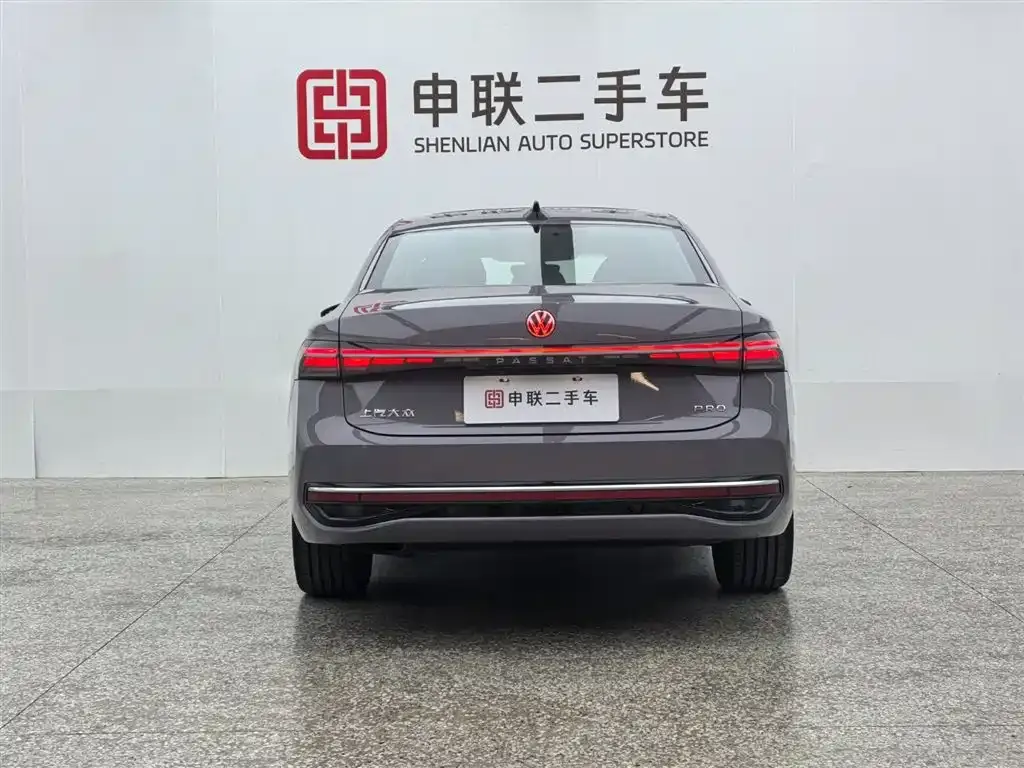 Volkswagen Passat — фото 8