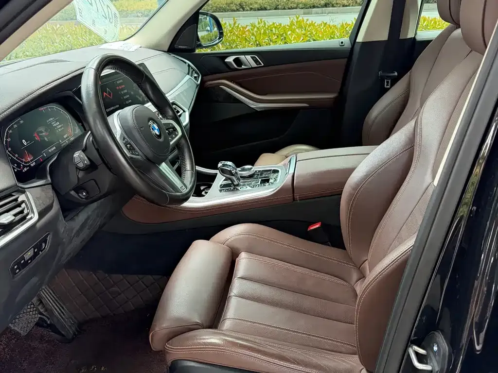 BMW X5 (Import) — фото 9