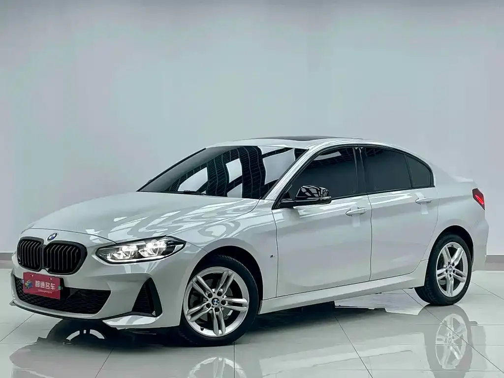 BMW 1 Series — фото 1