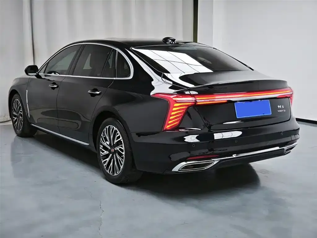 Hongqi H5 — фото 2