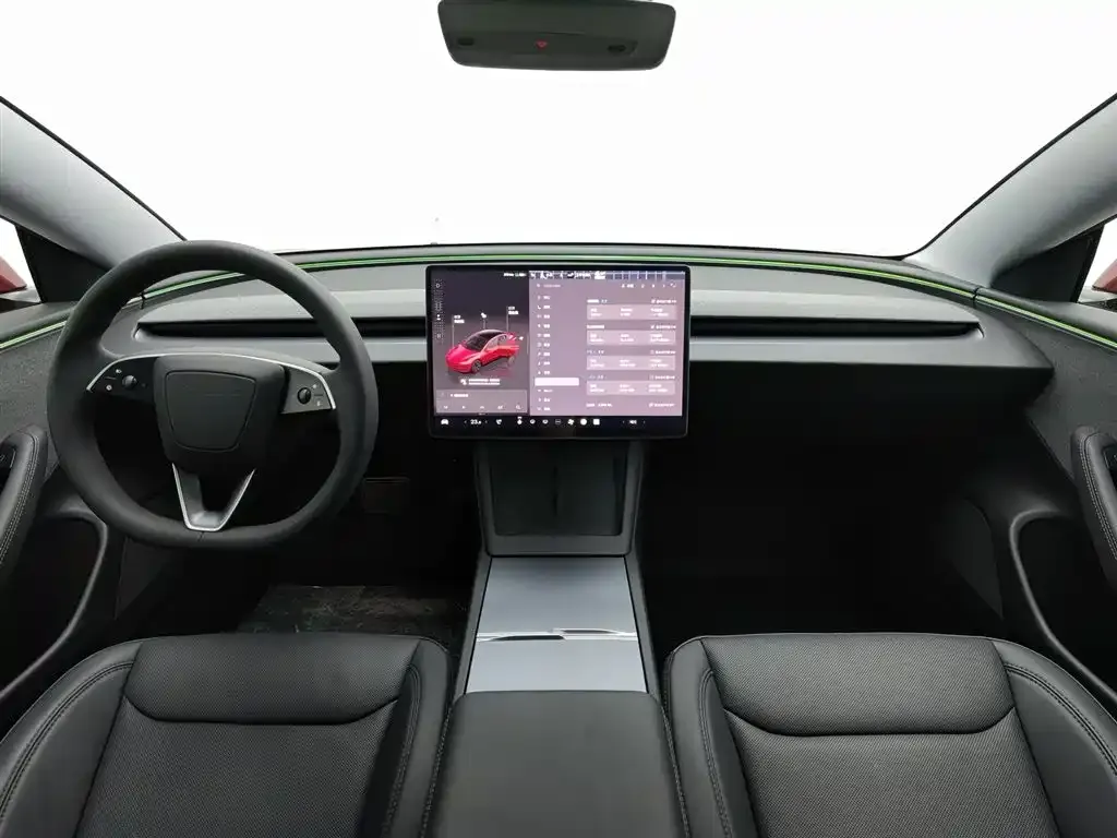 Tesla Model 3 — фото 4