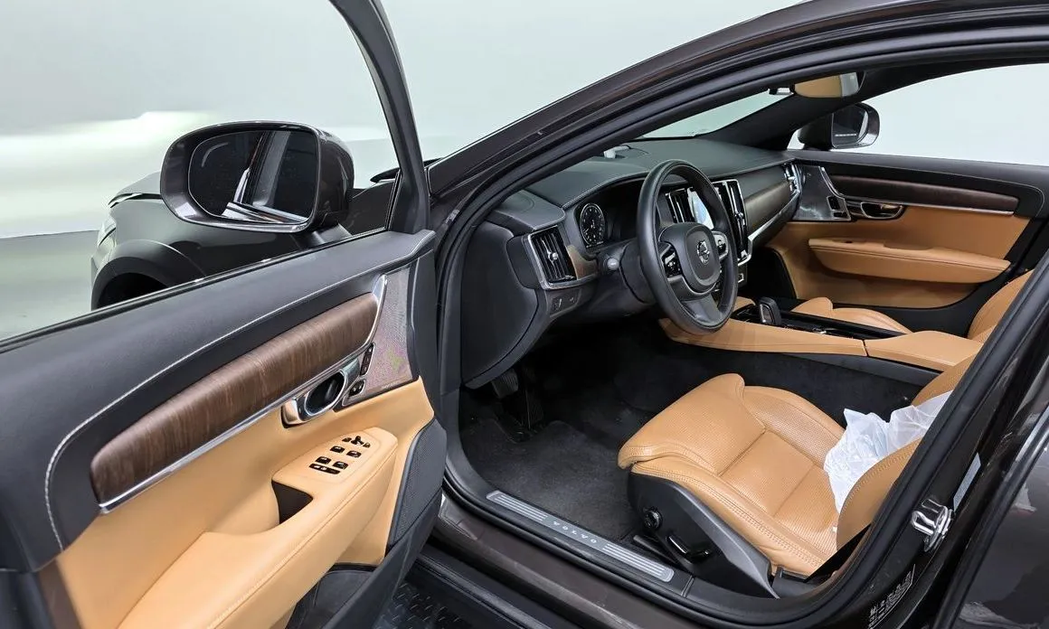 Volvo V90 2021 из KR, фото 9