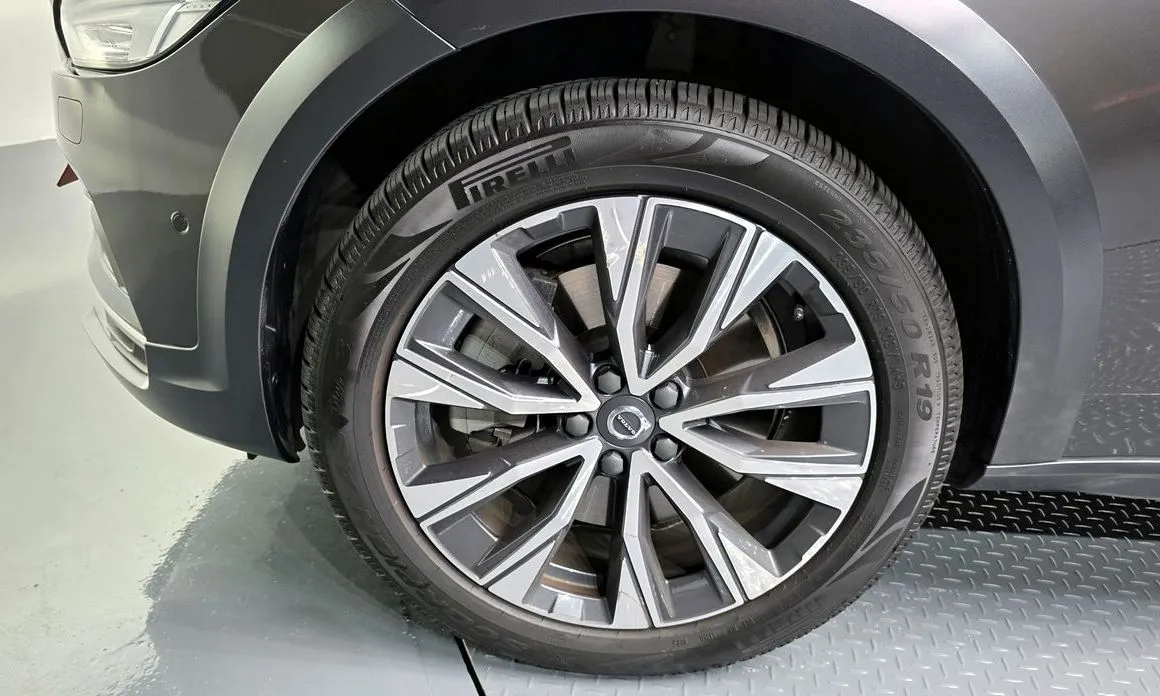 Volvo V90 2021 из KR, фото 7