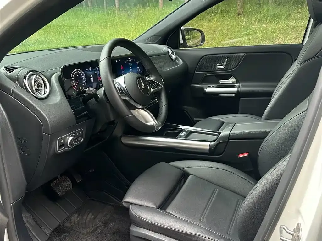 Mercedes-Benz GLA 2025 из CN, фото 4