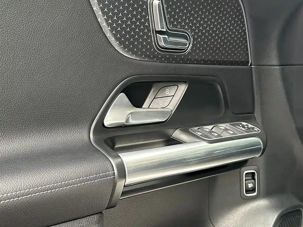 Mercedes-Benz GLA 2025 из CN, фото 8
