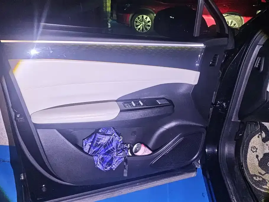 Geely Galaxy L7 2023 из CN, фото 2