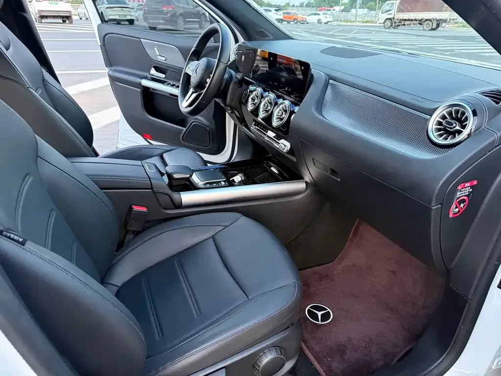 Mercedes-Benz EQA 2023 из CN, фото 8