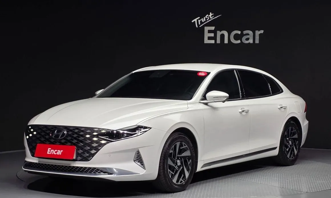Hyundai Grandeur — фото 1
