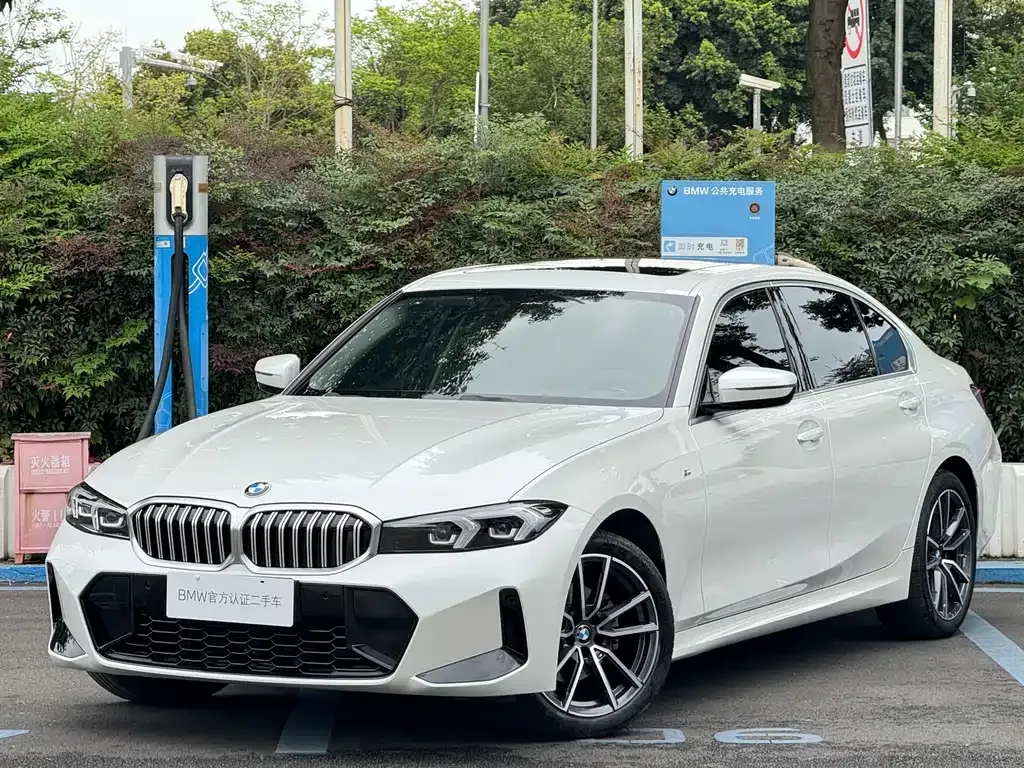 BMW 3 Series — фото 1