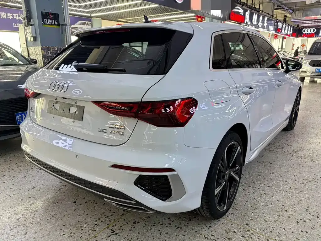 Audi A3 — фото 2