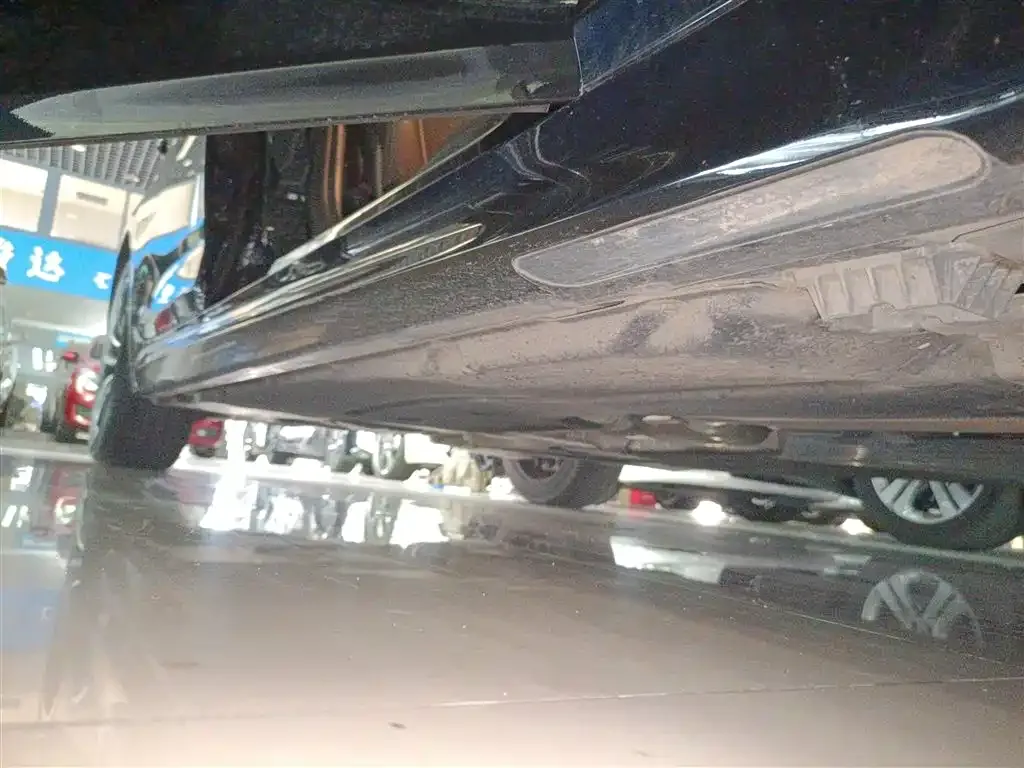 BMW 5 Series — фото 10