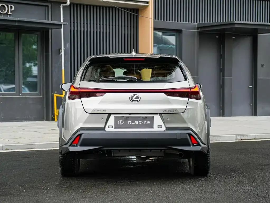 Lexus UX — фото 6