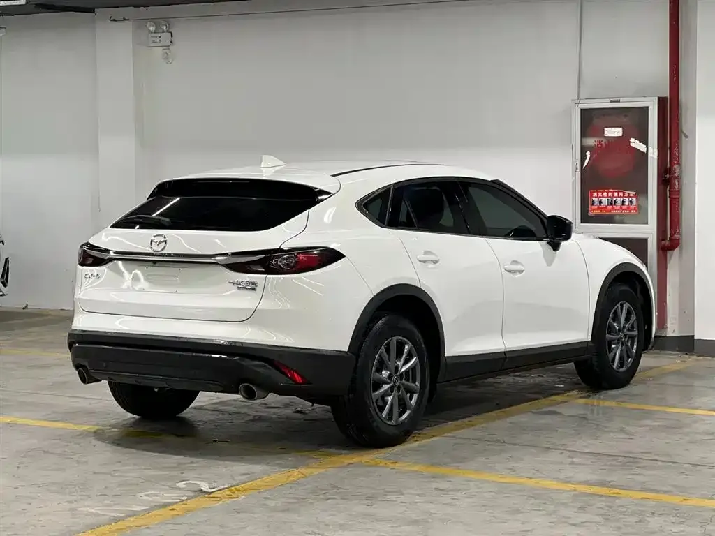 Mazda CX-4 — фото 8
