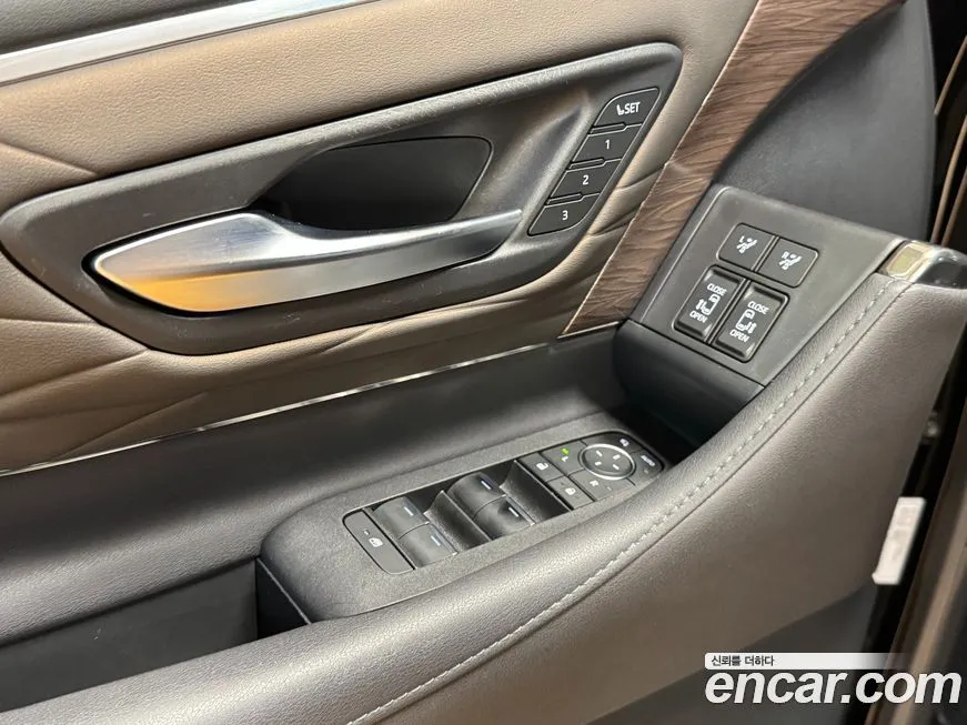 Toyota Alphard 2024 из KR, фото 6