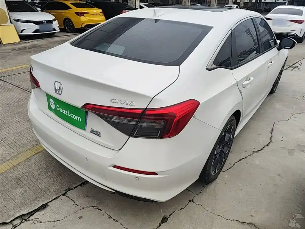 Honda Civic — фото 4