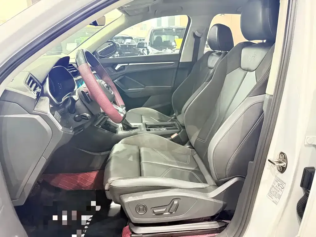 Audi Q3 Sportback — фото 9