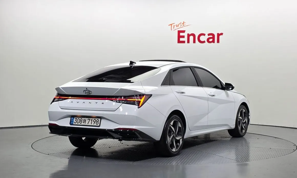 Hyundai AVANTE — фото 2