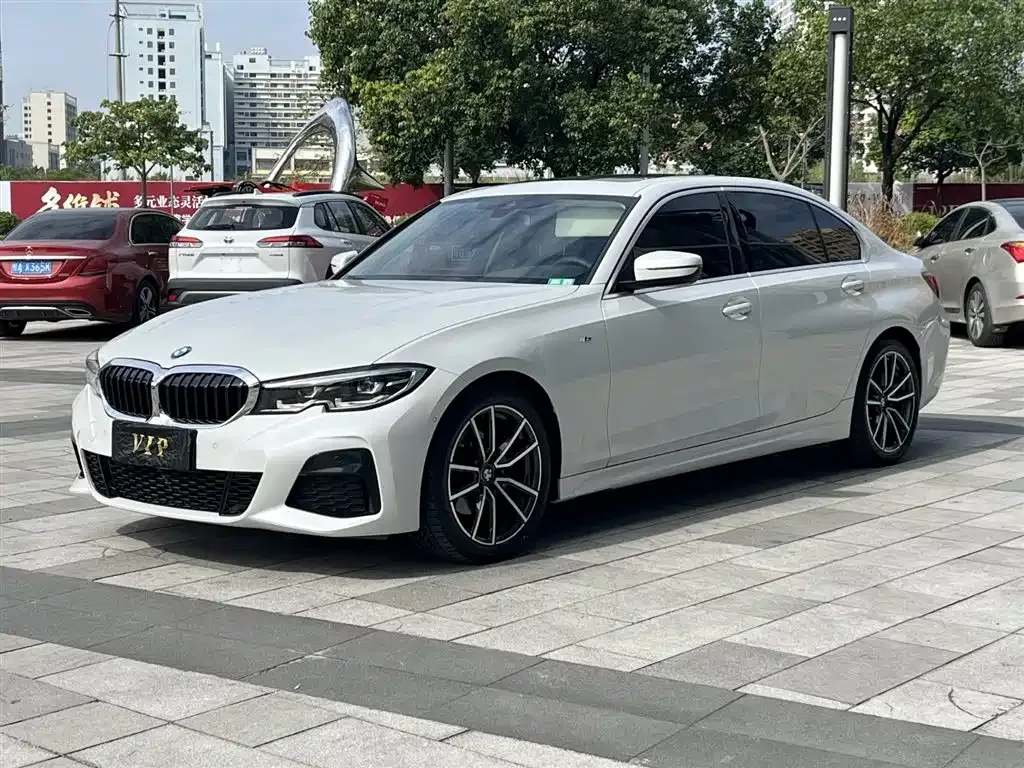 BMW 3 Series — фото 1