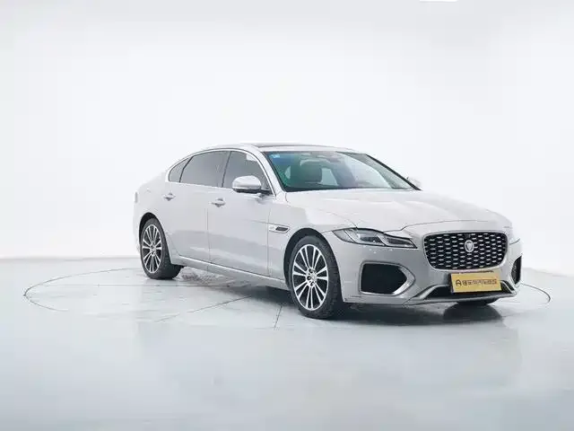 Jaguar XFL — фото 10