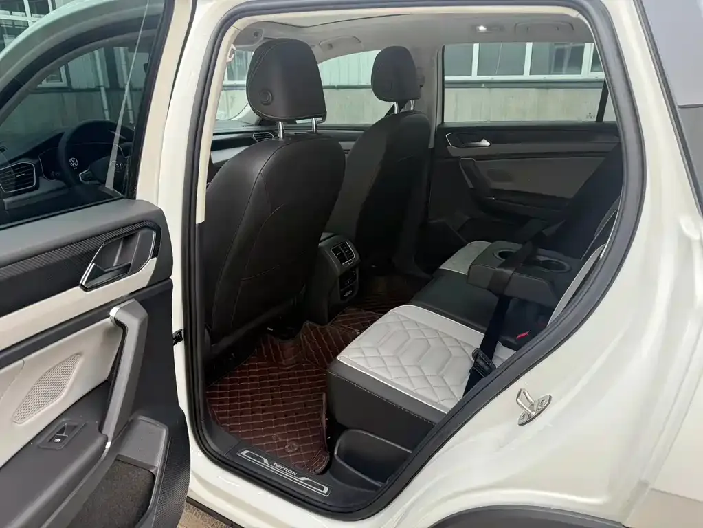 Volkswagen Tayron — фото 6