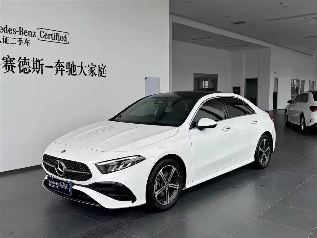 Mercedes-Benz A-Class — фото 1