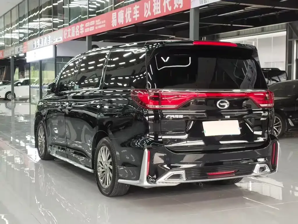GAC Motor Trumpchi M8 — фото 10