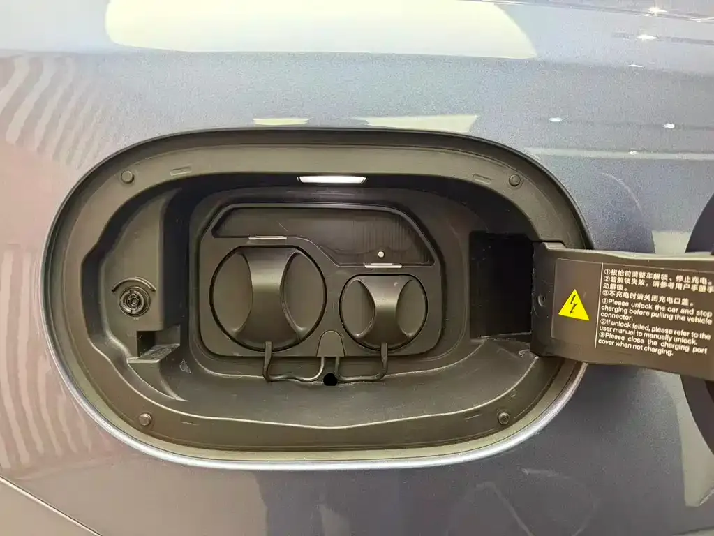 BYD Seal 05 DM-i — фото 2