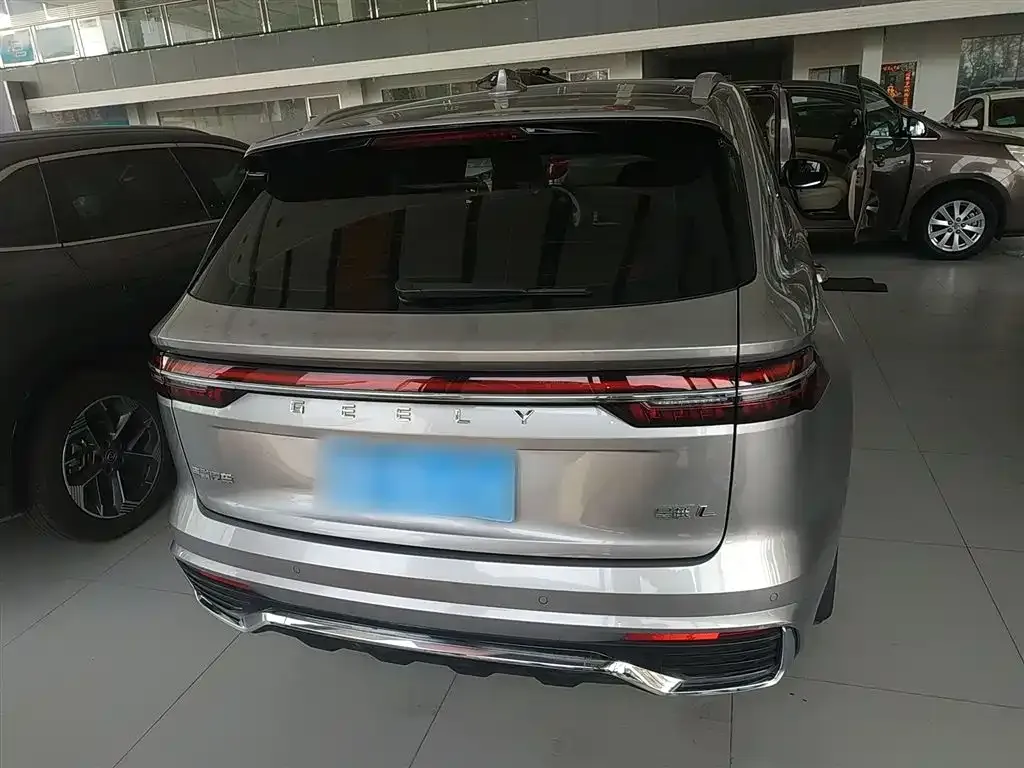 Geely Xingyue L — фото 7