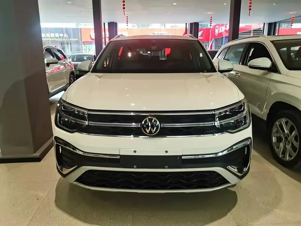 Volkswagen Tharu — фото 9