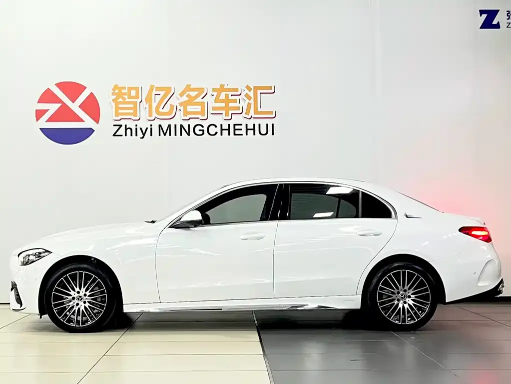 Mercedes-Benz C-Class 2023 из CN, фото 2