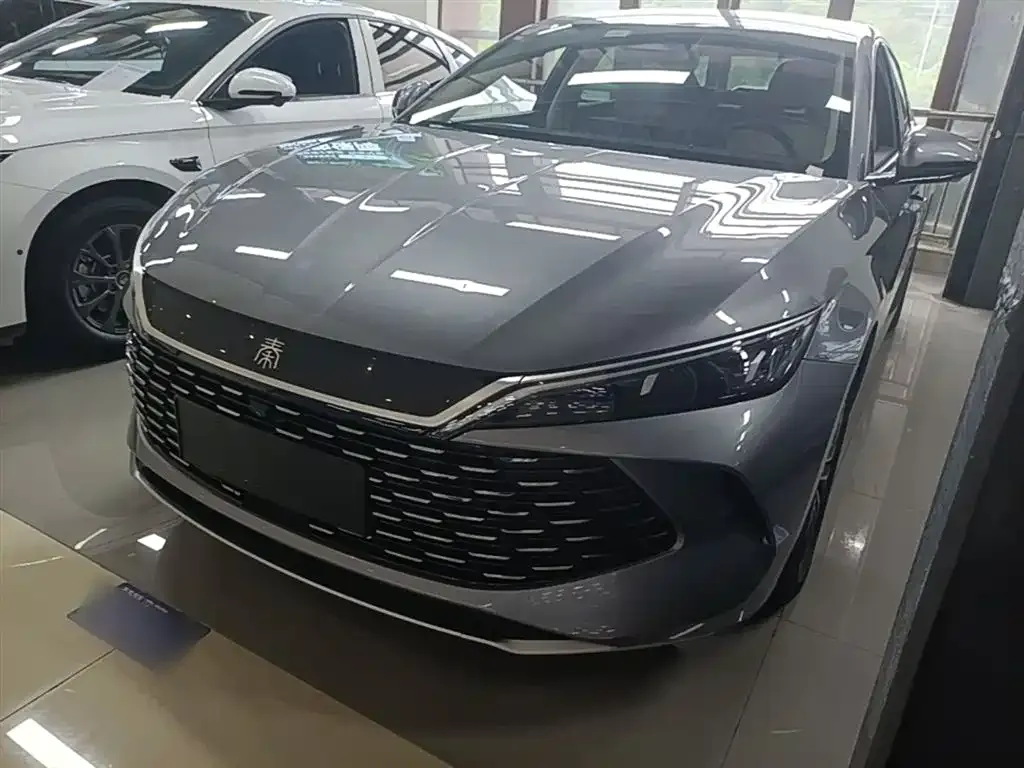 BYD Qin L — фото 6