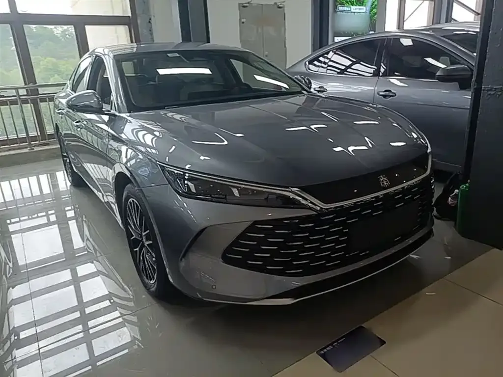 BYD Qin L — фото 8