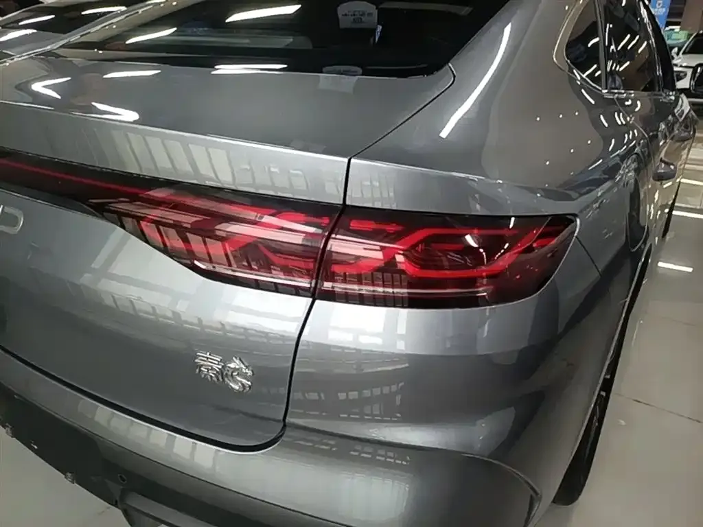 BYD Qin L — фото 2