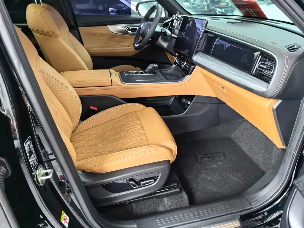 GAC Motor Trumpchi GS8 — фото 9
