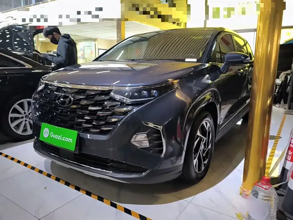 Hyundai Custo — фото 1