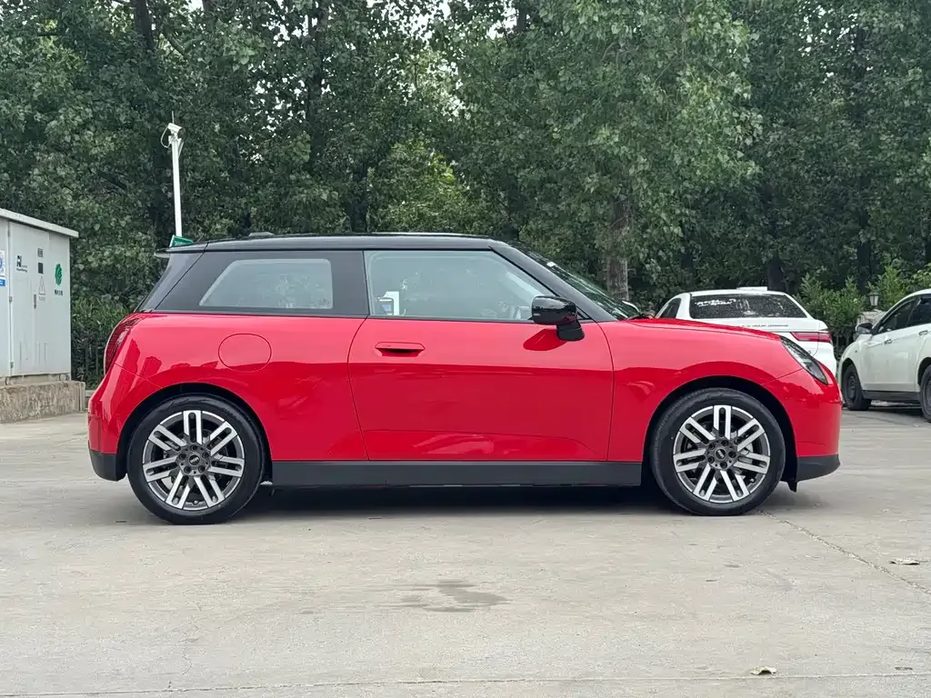 MINI Cooper EV 2024 из CN, фото 8