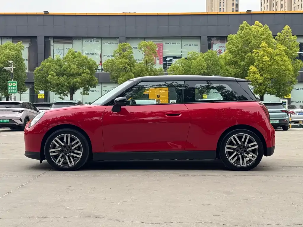 MINI Cooper EV 2024 из CN, фото 6