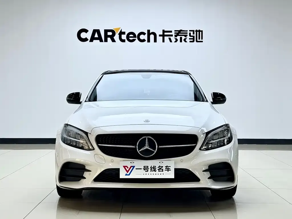 Mercedes-Benz C-Class — фото 1