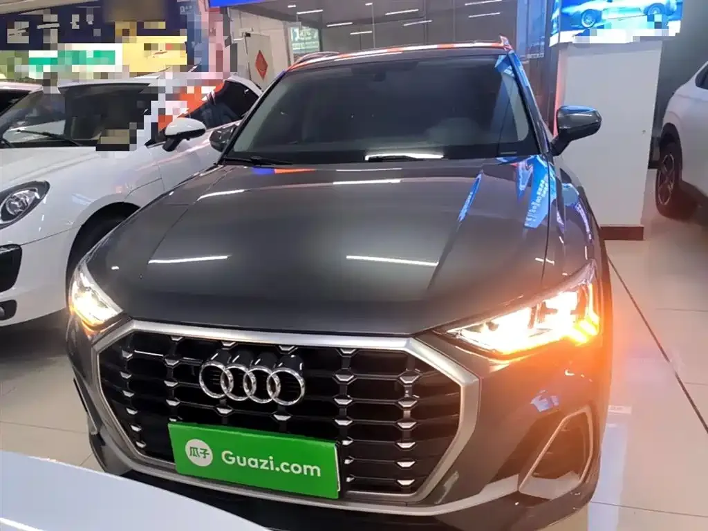 Audi Q3 — фото 10