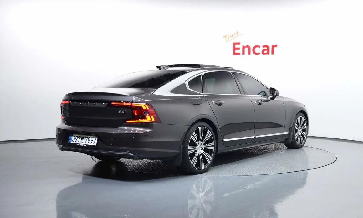 Volvo S90 2023 из KR, фото 5