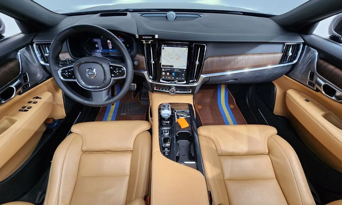 Volvo S90 2023 из KR, фото 7