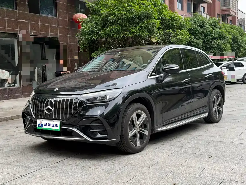 Mercedes-Benz EQE SUV