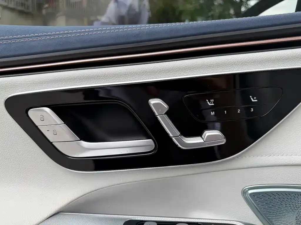 Mercedes-Benz EQE SUV 2023 из CN, фото 5