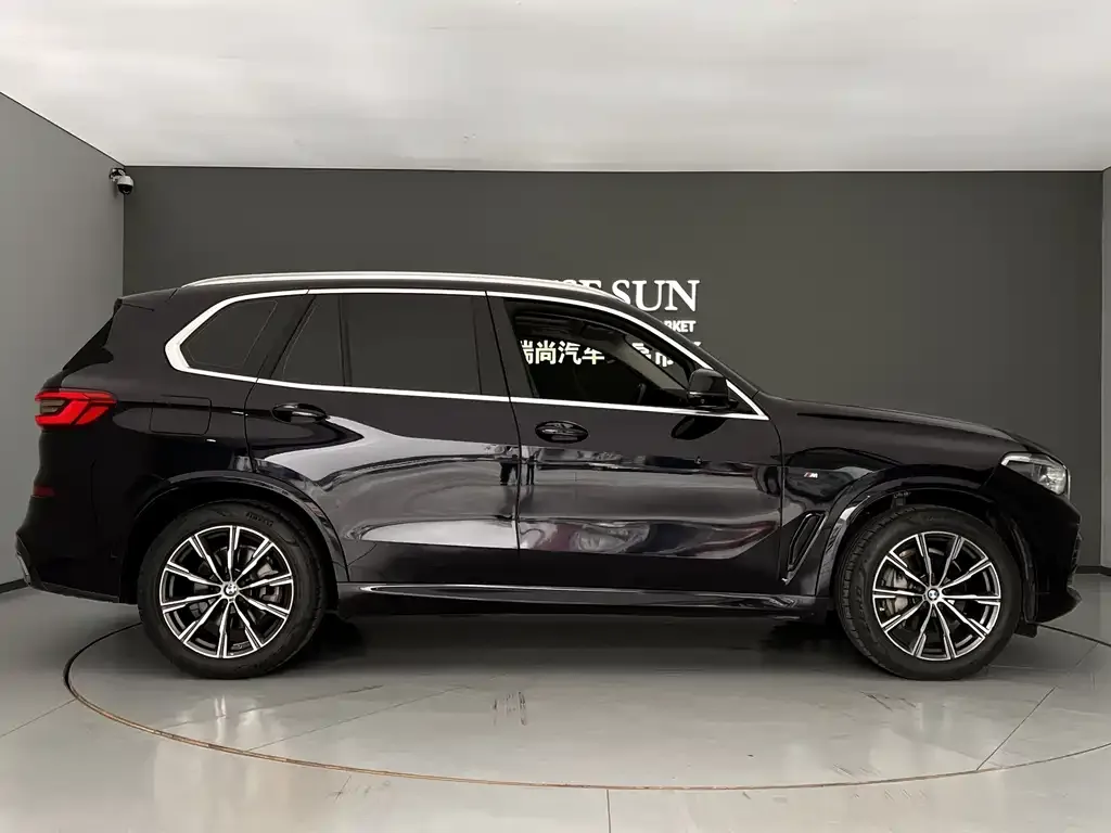 BMW X5 (Import) 2021 из CN, фото 2