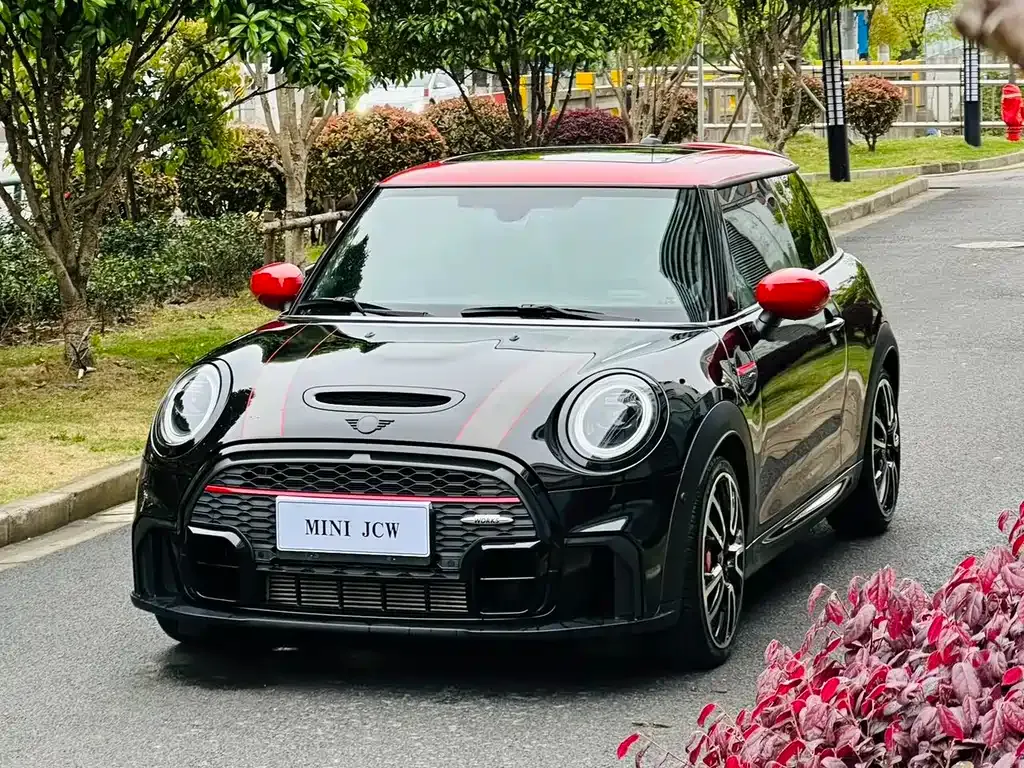 MINI JCW (John Cooper Works) — фото 5