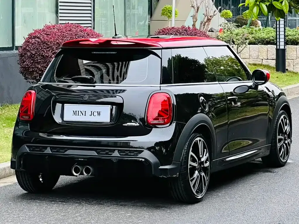 MINI JCW (John Cooper Works) — фото 7
