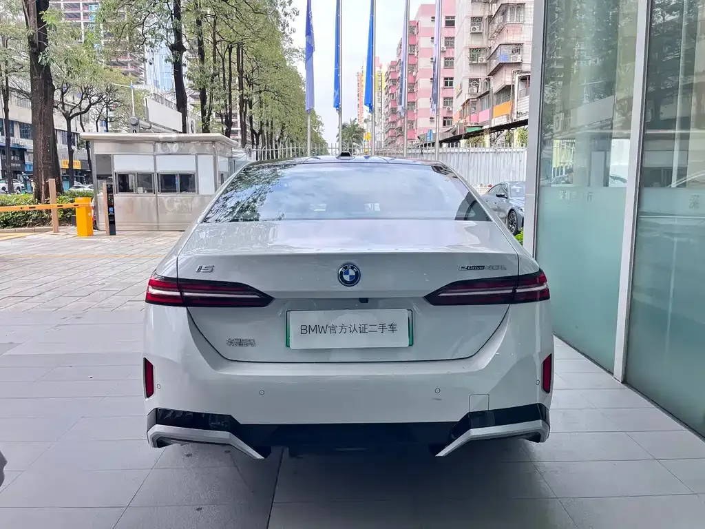 BMW i5 2025 из CN, фото 6
