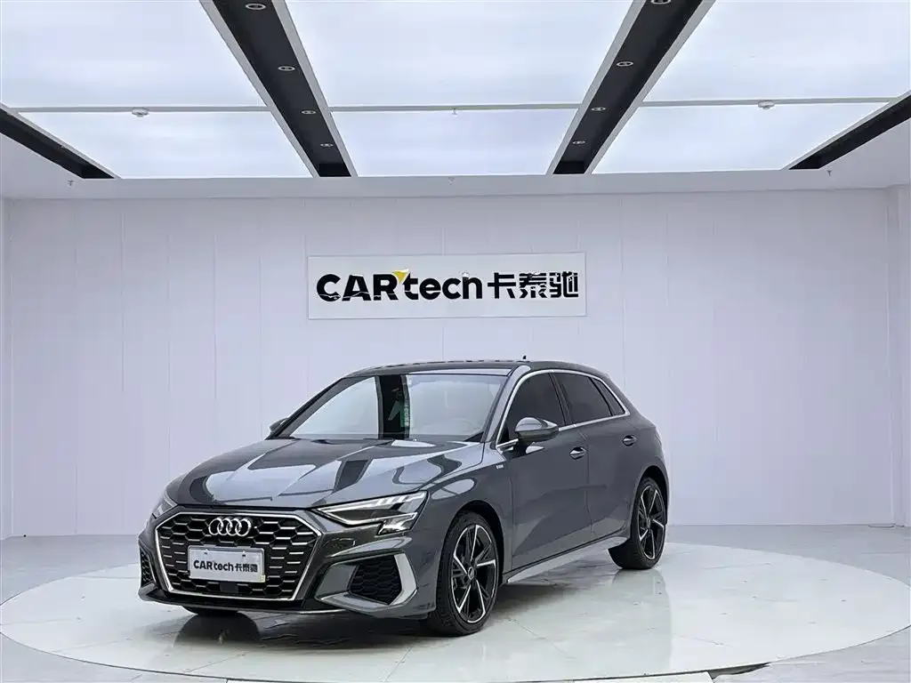 Audi A3 2024 из CN, фото 1